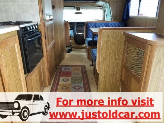 1984 Winnebago Minnie Winnie Class C Motorhome 20' Sleeps 6