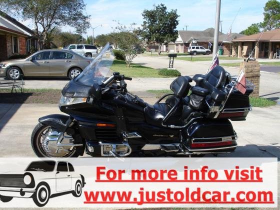 1997 Honda GoldWing 1500 SE and 2000 Escapade Trailer