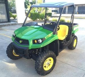 2016 JOHN DEERE GATOR XUV550 4X4 UTILITY