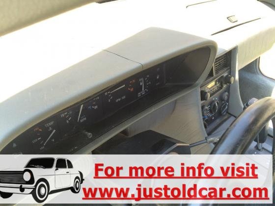 1981 DeLorean DMC 12 Base 2-Door 2.9L