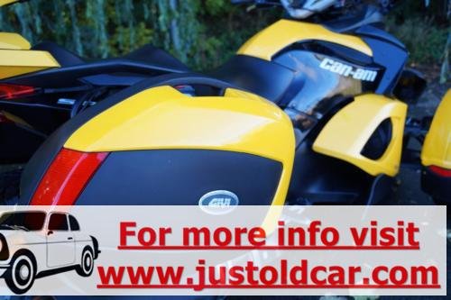 2010 CAN-AM SPYDER ROADSTER RS REVERSE TRIKE