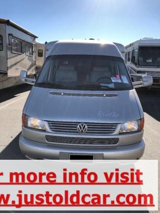 2004 Winnebago Rialta 22QD Gold Package