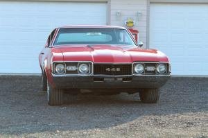 1968 Oldsmobile 442 Holiday Coupe 400-325HP Red