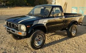 1981 Toyota SR5 Hilux Pickup Manual 4x4 AC